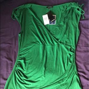 NWT emerald green top!